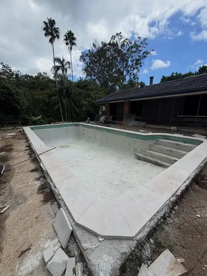 Nerang: limestone coping and new steps