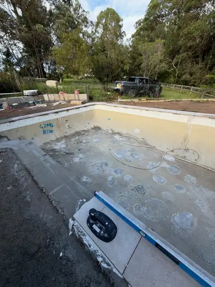 Nerang: during the renovation