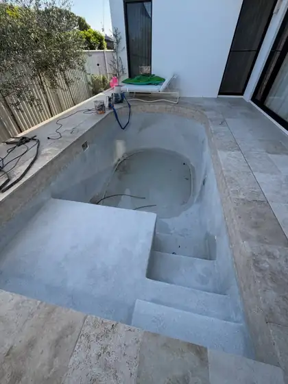 Burleigh: new waterline tiles and Jewels4pools glass beads