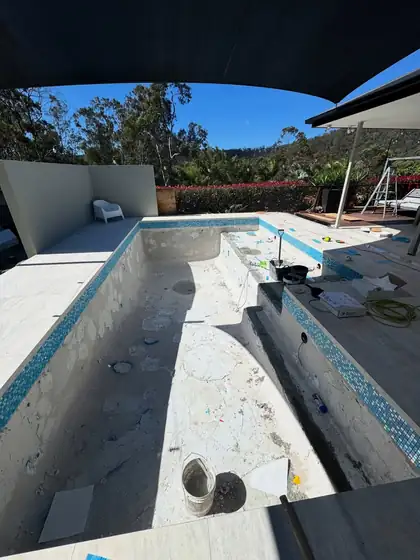 Maudsland: 50% complete, step treads and pebblecrete to come